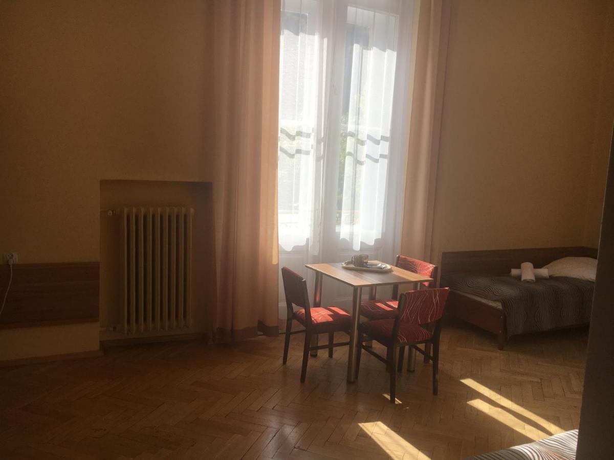 Stary Dom Zdrojowy Otel Krynica Zdroj Dış mekan fotoğraf