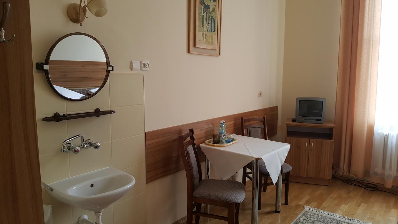 Stary Dom Zdrojowy Otel Krynica Zdroj Dış mekan fotoğraf
