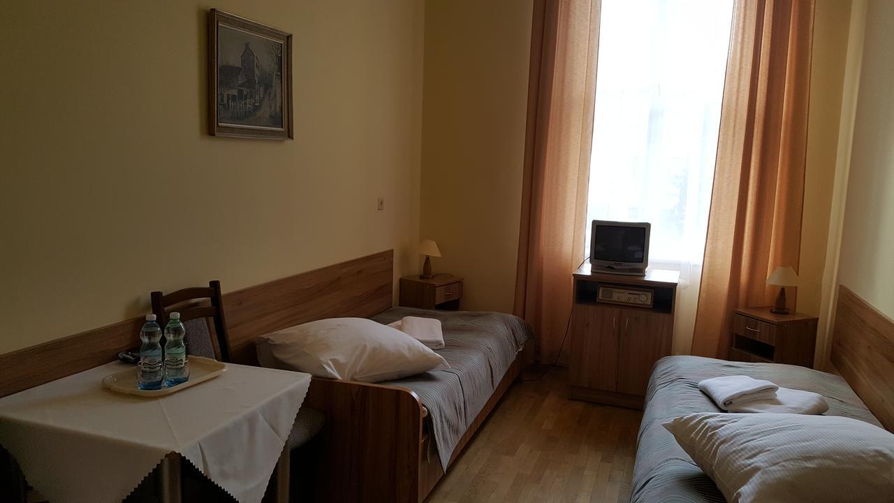 Stary Dom Zdrojowy Otel Krynica Zdroj Dış mekan fotoğraf